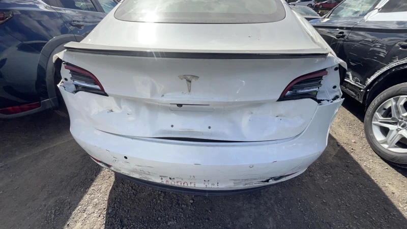 Tesla Model 3 mid range Налична, снимка 6 - Автомобили и джипове - 48703530