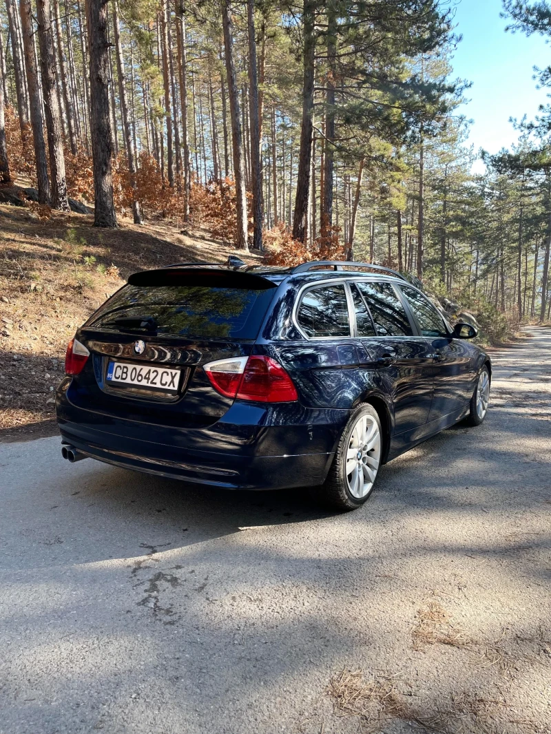 BMW 330 330 XI, снимка 3 - Автомобили и джипове - 49564584