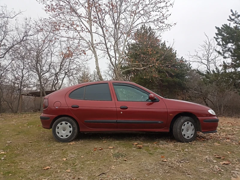 Renault Megane, снимка 3 - Автомобили и джипове - 49237242