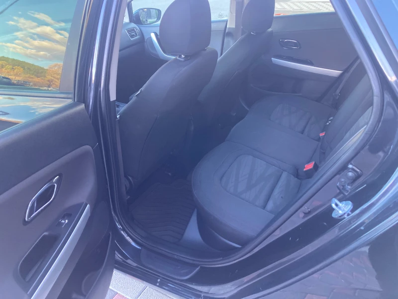 Kia Ceed Automatic , снимка 9 - Автомобили и джипове - 52191501