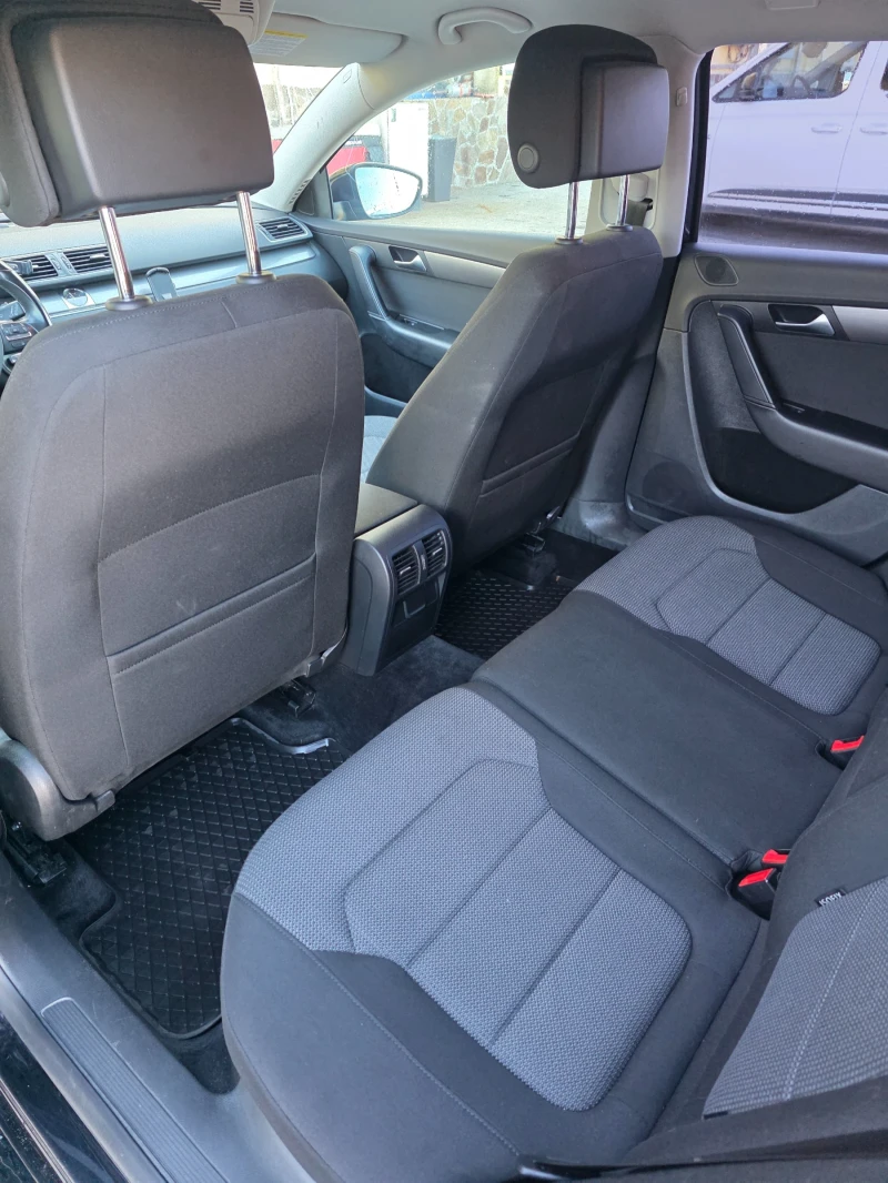 VW Passat 2.0TDI BLUEMOTION , снимка 12 - Автомобили и джипове - 52765508