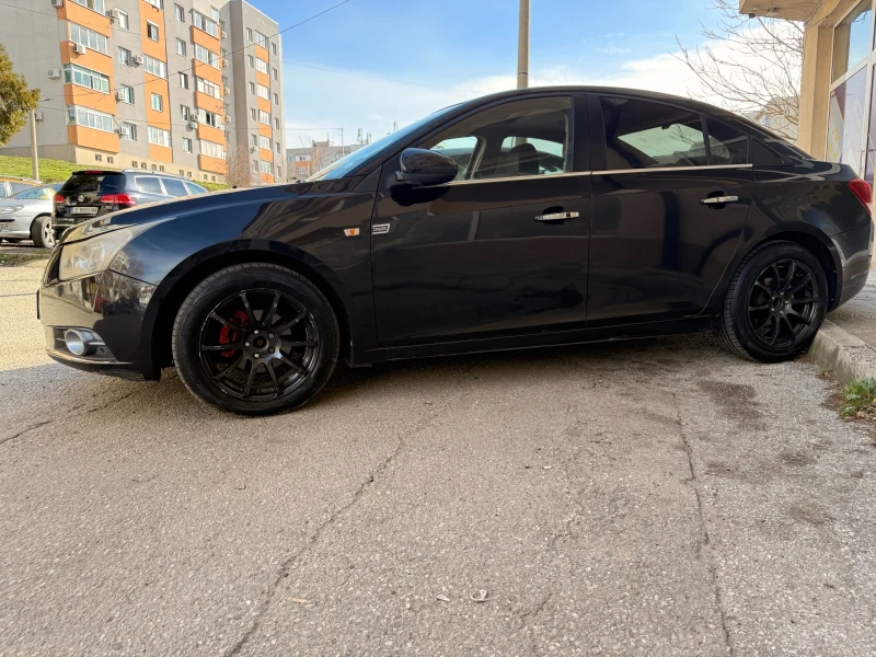 Chevrolet Cruze, снимка 16 - Автомобили и джипове - 53595145