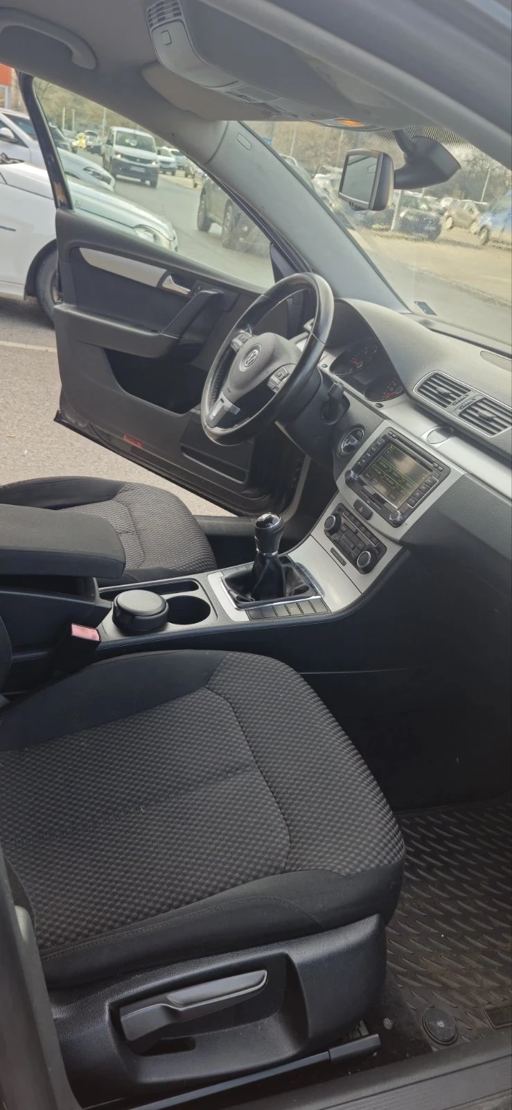 VW Passat, снимка 6 - Автомобили и джипове - 53055503