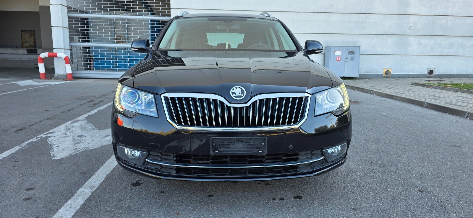 Skoda Superb 1.8 TSI//AVTOMAT//FACELIFT//PANORAMA//