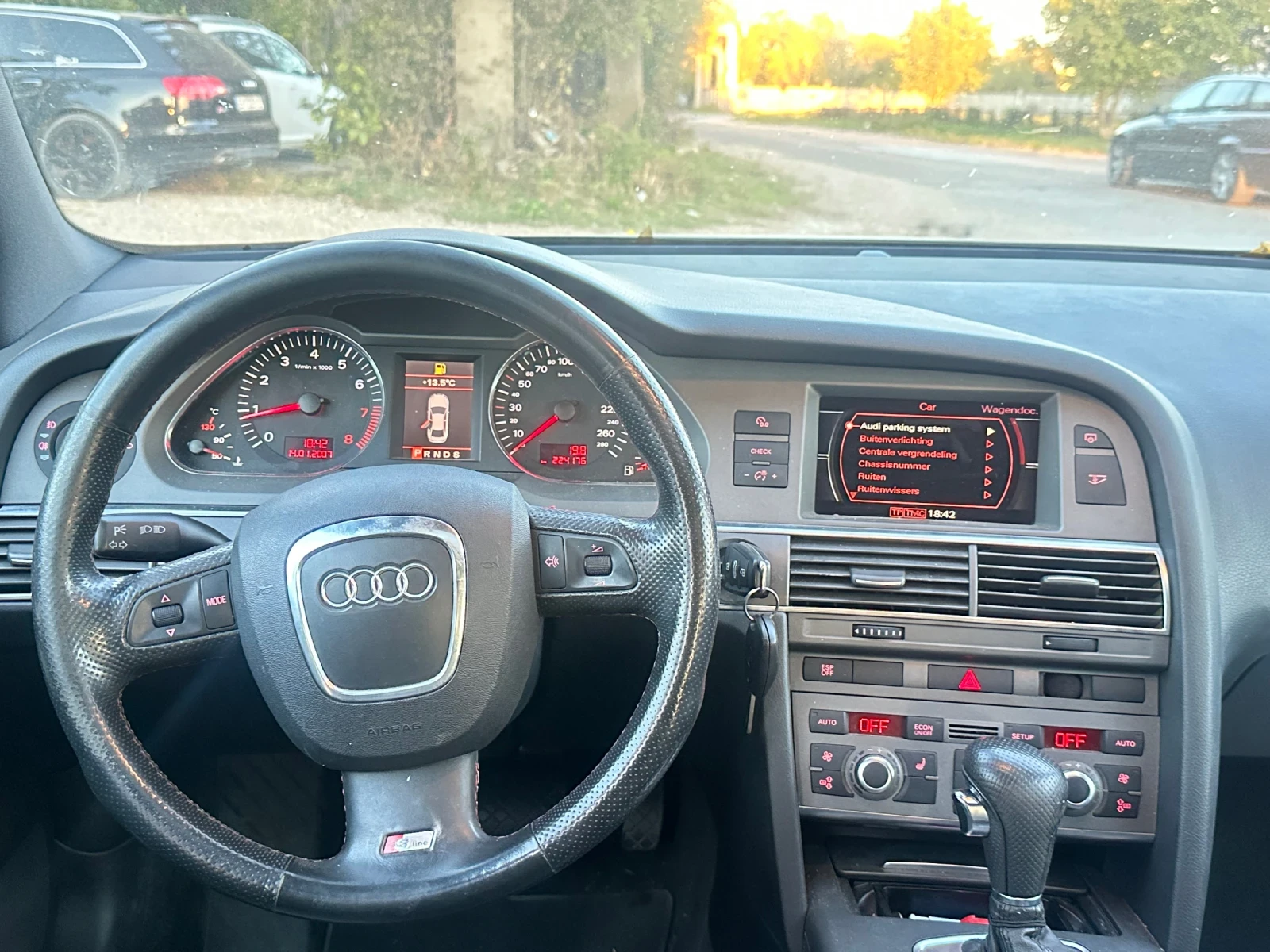 Audi A6 4.2FSI V8 - изображение 7