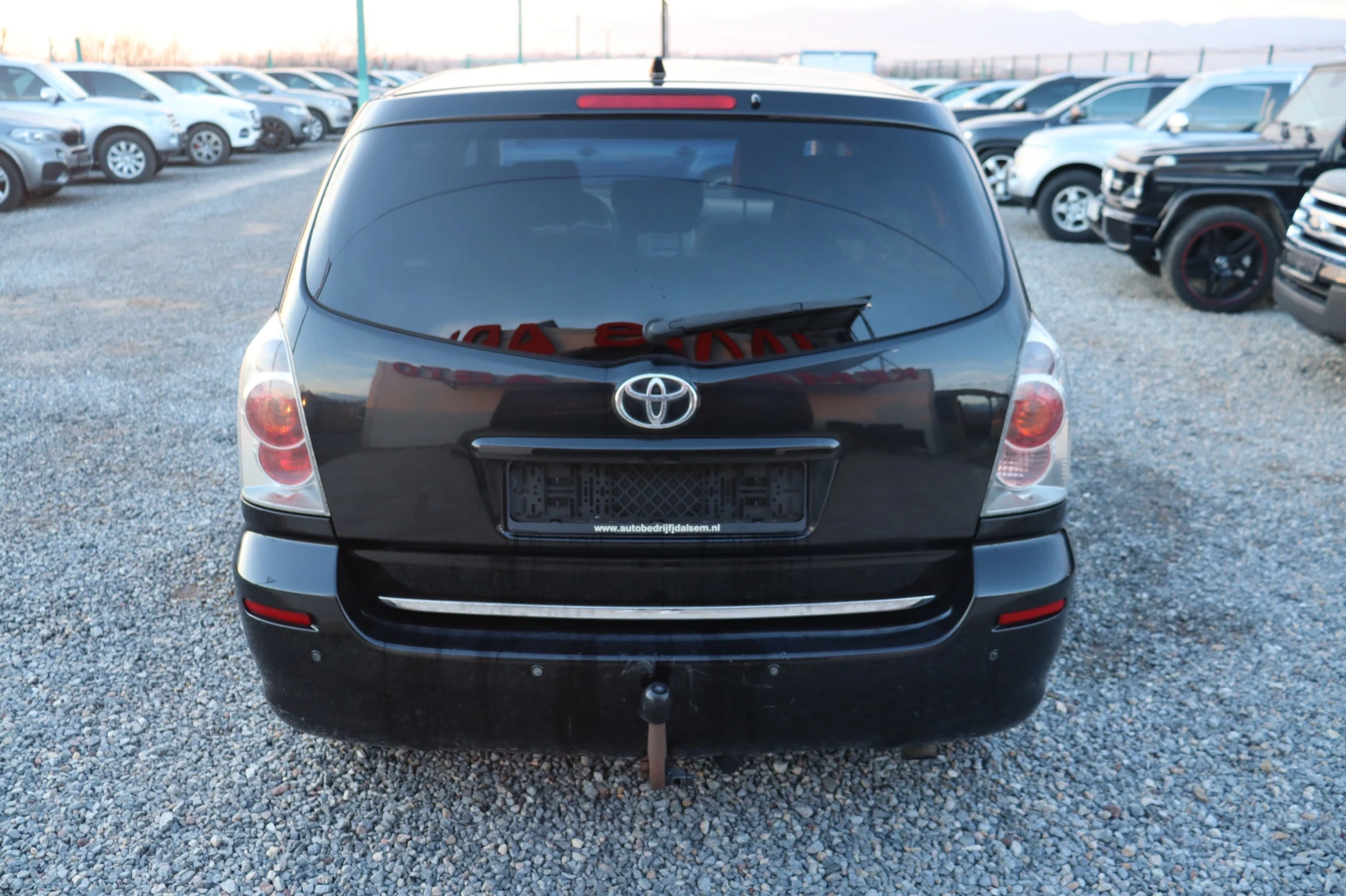 Toyota Corolla verso 2.2* 136* k.c* 6+ 1 - изображение 5