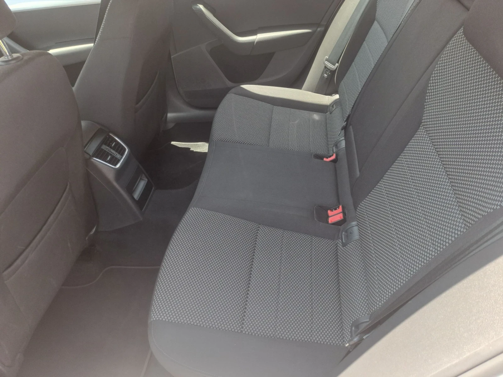 Skoda Octavia 1.6 tdi - изображение 7