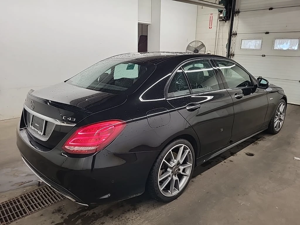 Mercedes-Benz C 43 AMG * CARFAX * БЕЗ ПЪРВОНАЧАЛНА ВНОСКА - изображение 3