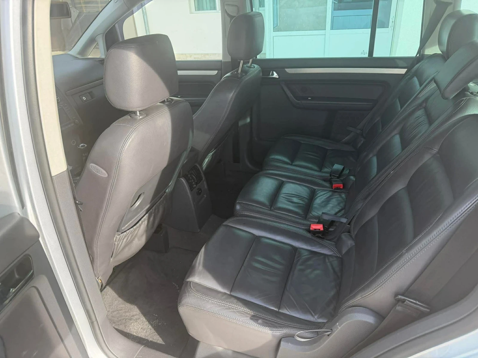 VW Touran Vw-Touran 2.0TDI Highline - изображение 6