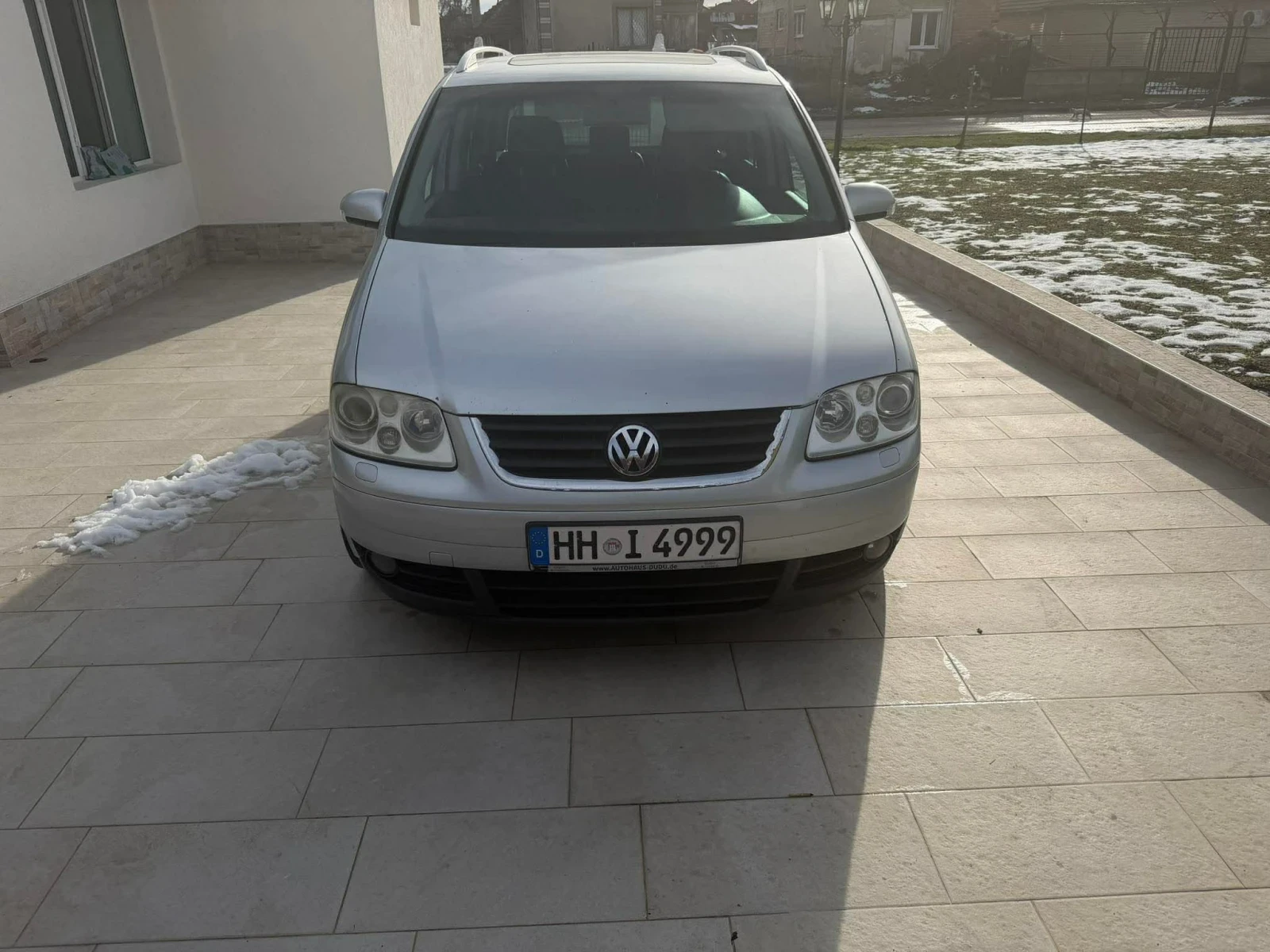 VW Touran Vw-Touran 2.0TDI Highline - изображение 3
