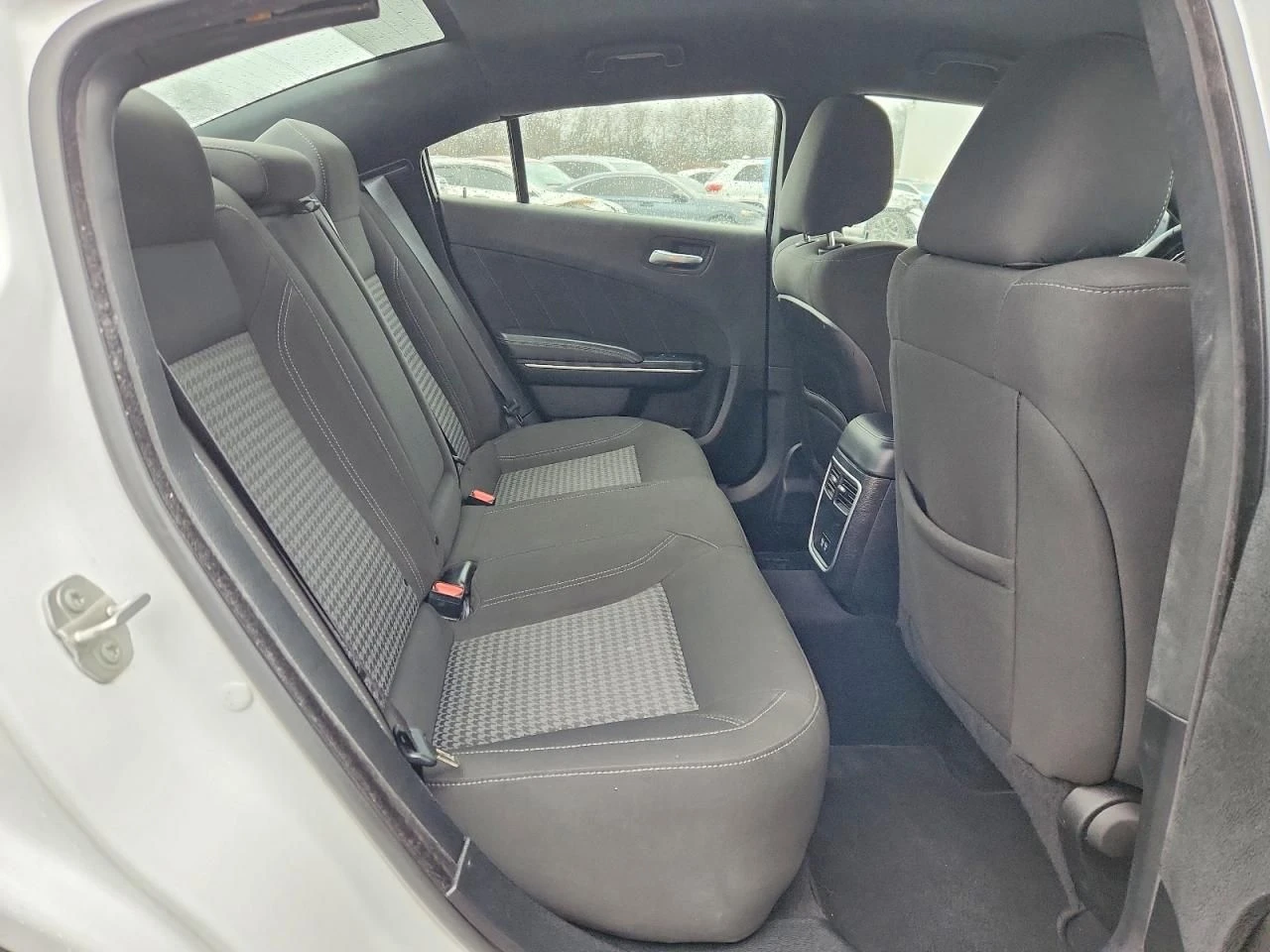 Dodge Charger, снимка 10 - Автомобили и джипове - 53841312