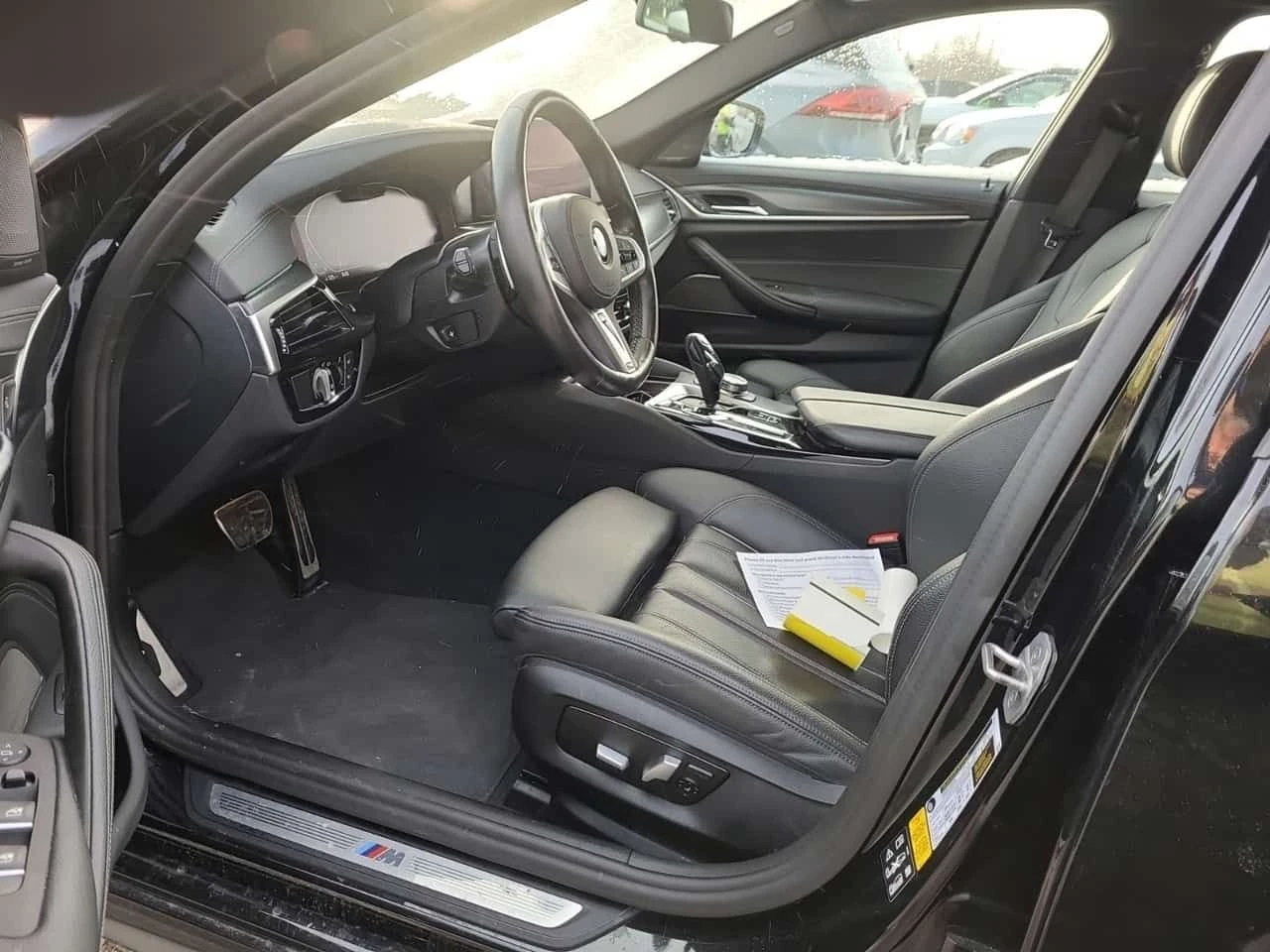 BMW 540 XDRIVE * ПАНО * H/K * ПОДГРЕВИ * KEYLESS * 360, снимка 5 - Автомобили и джипове - 54014965