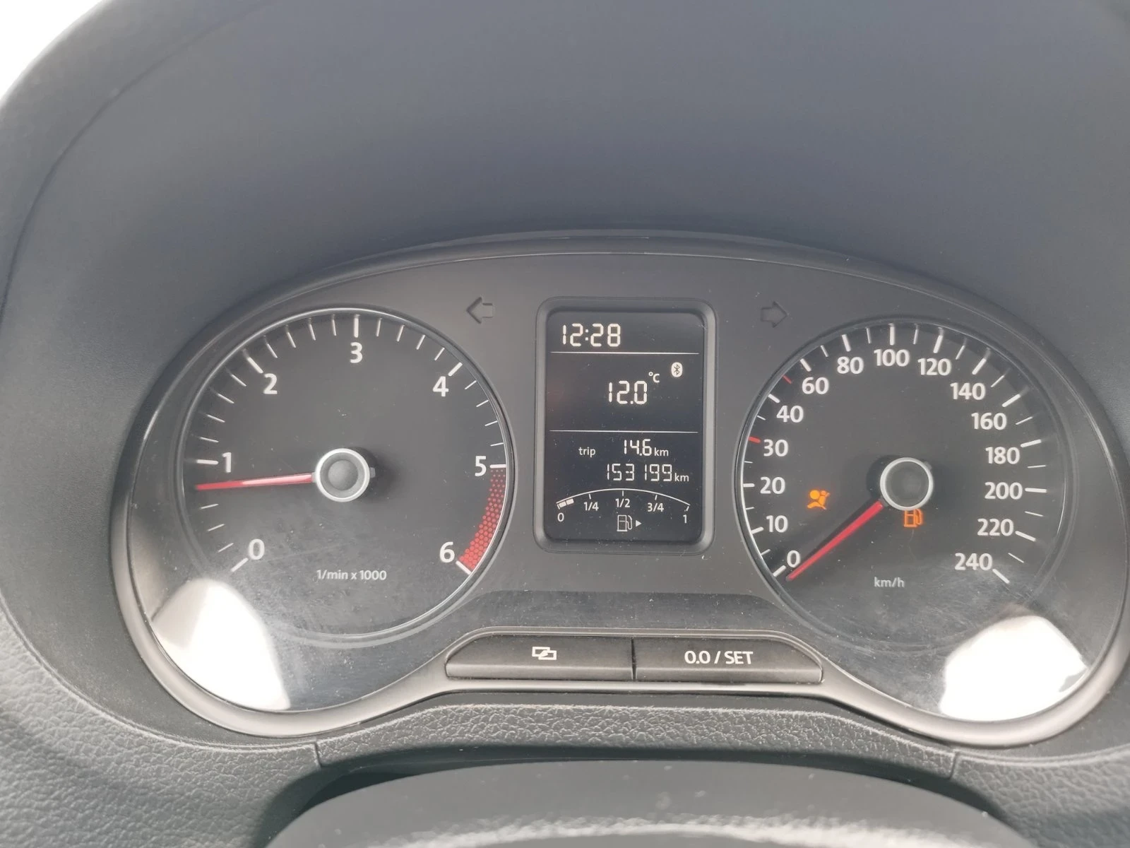 VW Polo 1.2 TDI НАВИГАЦИЯ, снимка 10 - Автомобили и джипове - 54081231