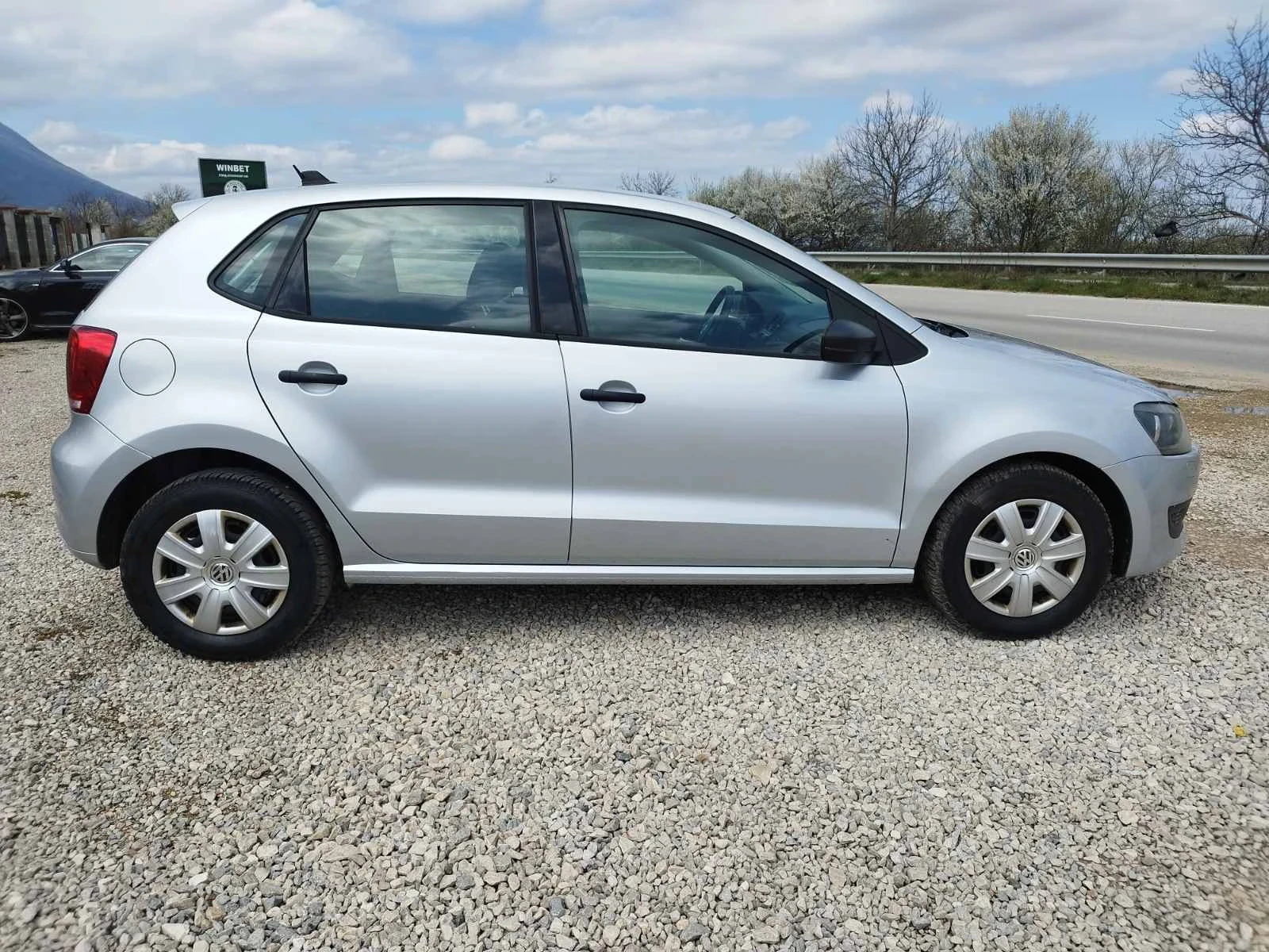 VW Polo 1.2 TDI НАВИГАЦИЯ, снимка 4 - Автомобили и джипове - 54081231