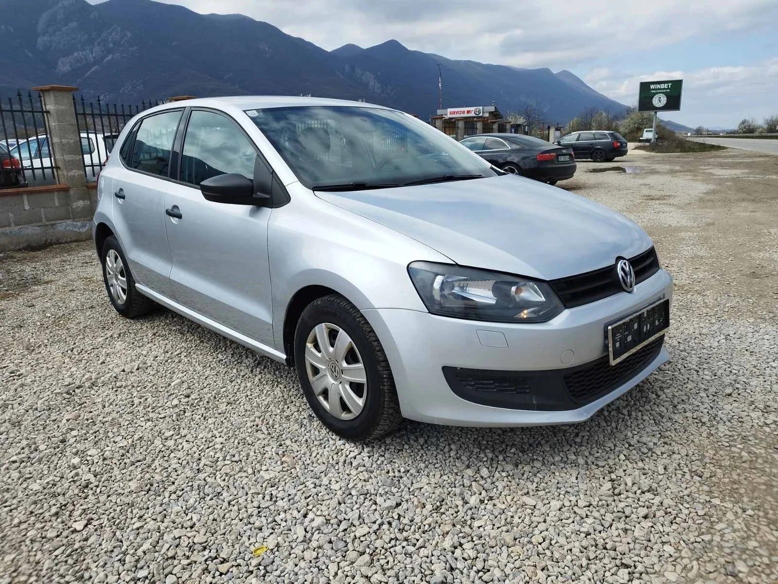 VW Polo 1.2 TDI НАВИГАЦИЯ, снимка 2 - Автомобили и джипове - 54081231