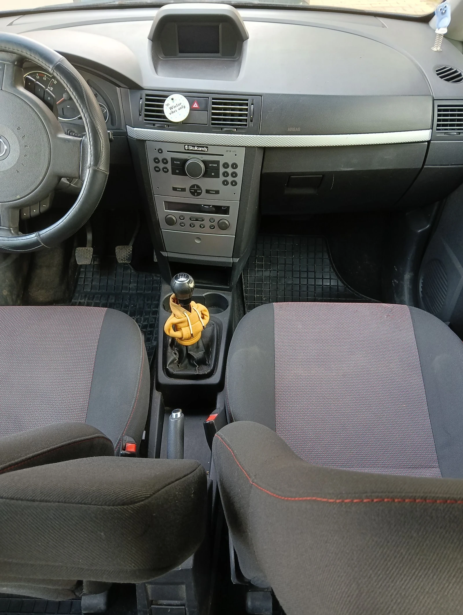 Opel Meriva 1.3cdti, снимка 8 - Автомобили и джипове - 54207835