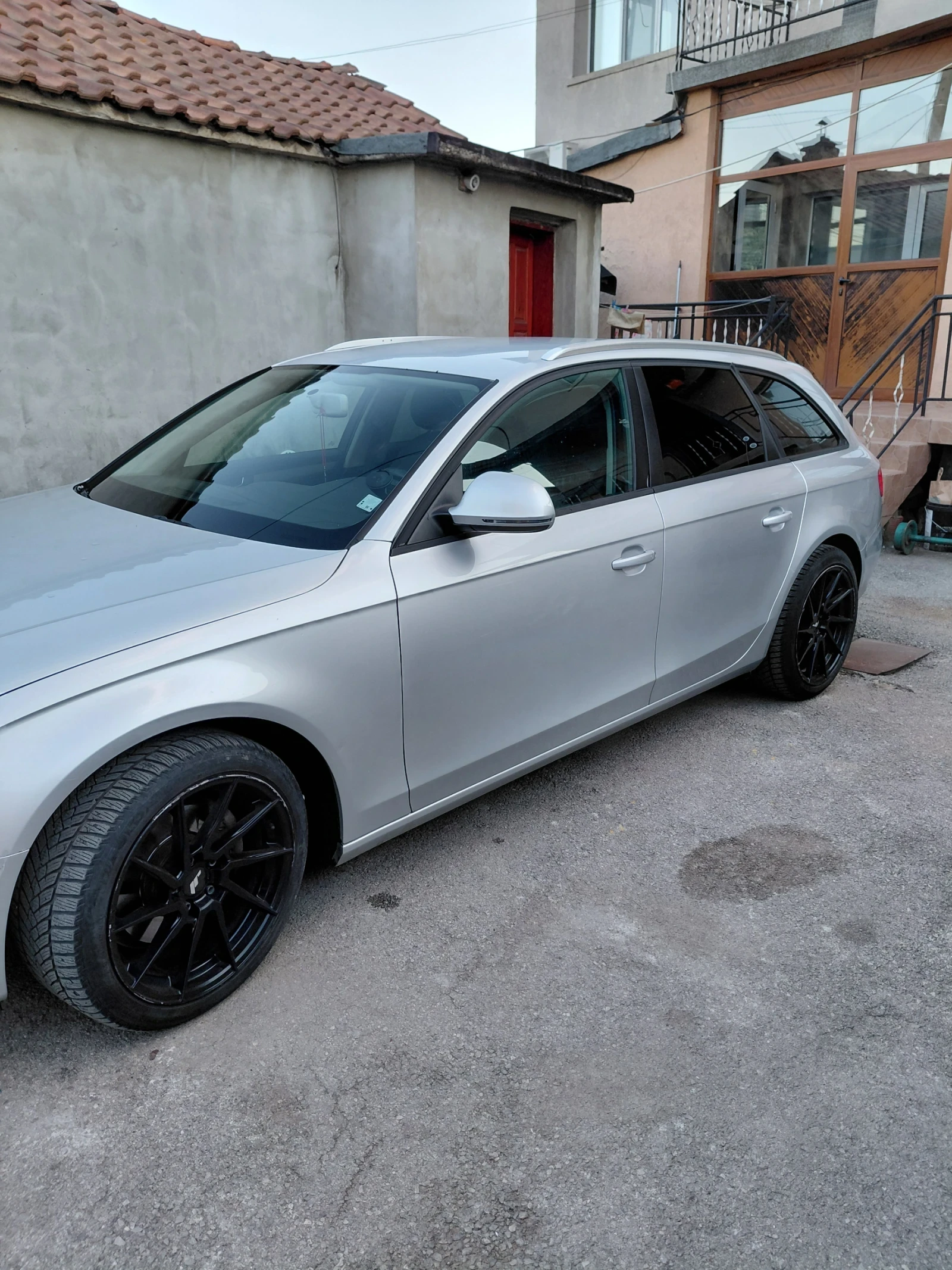 Audi A4, снимка 2 - Автомобили и джипове - 54310852