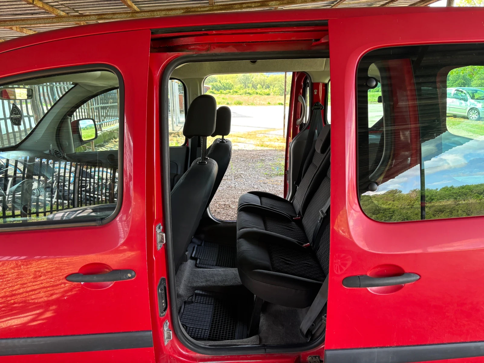 Renault Kangoo 1.5dci Дълга база, Климатик, снимка 11 - Автомобили и джипове - 54499093