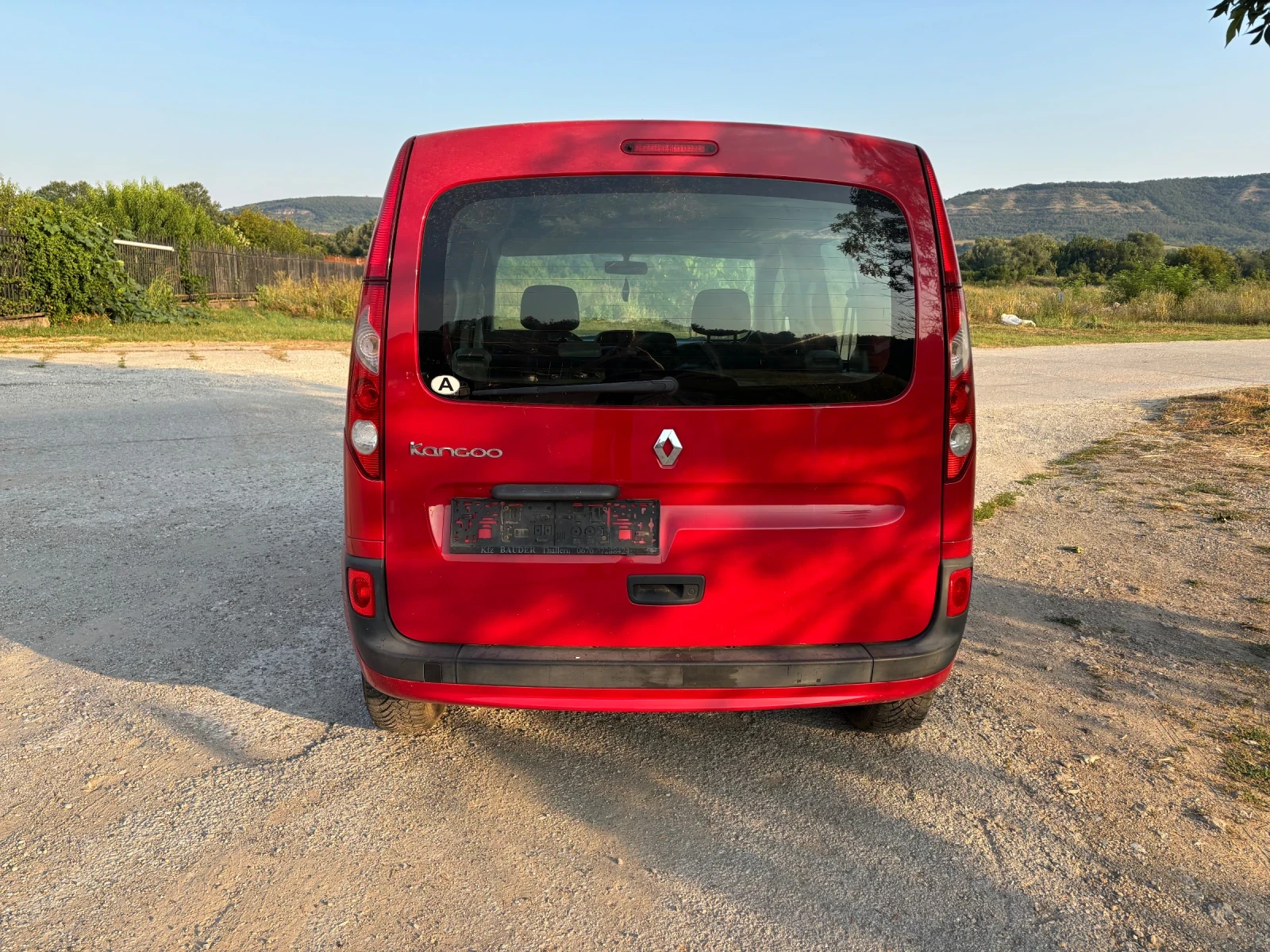 Renault Kangoo 1.5dci Maxi Пътническо Клима, снимка 5 - Автомобили и джипове - 55622227