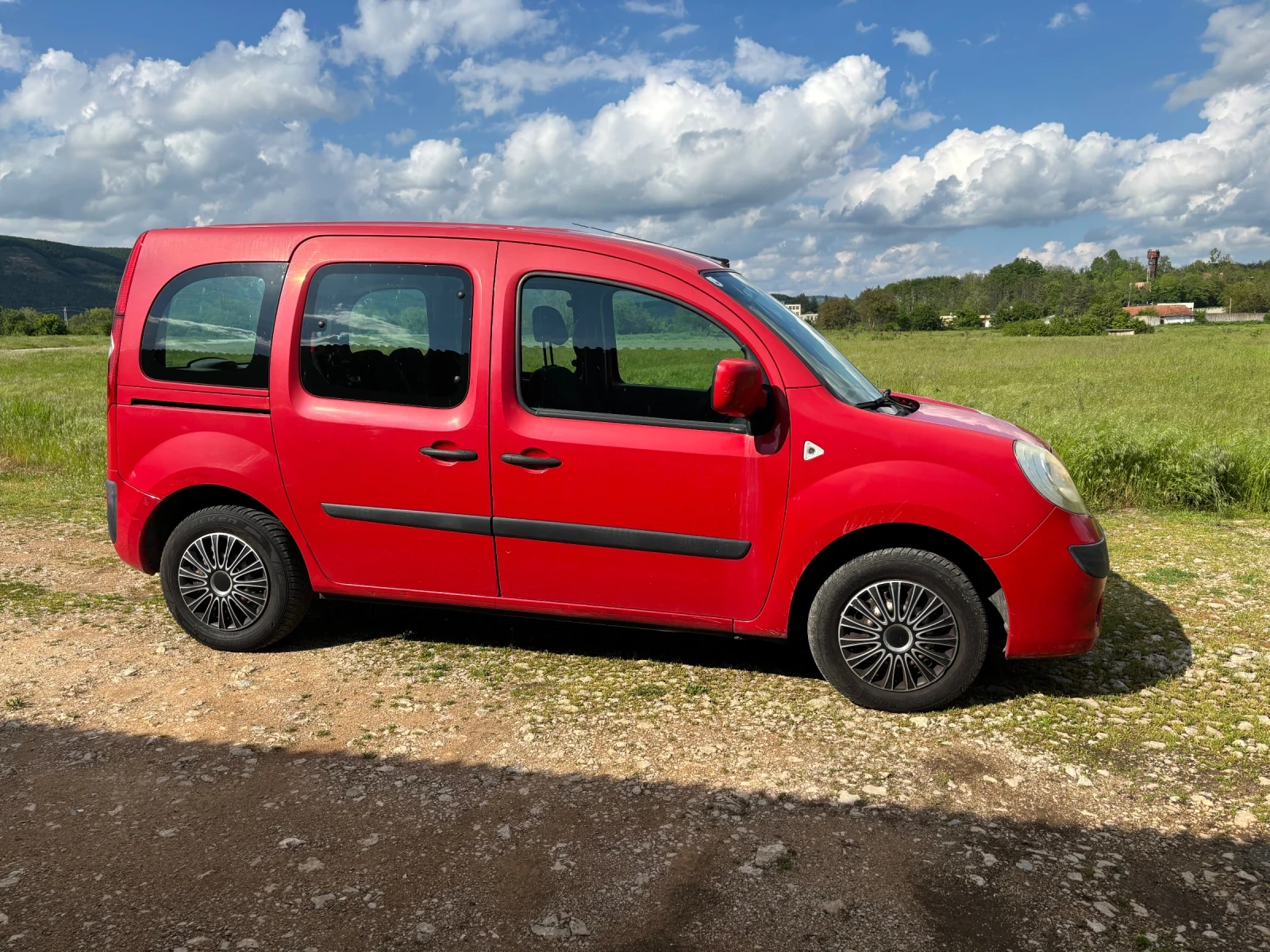 Renault Kangoo 1.5dci Дълга база, Климатик, снимка 8 - Автомобили и джипове - 54499093