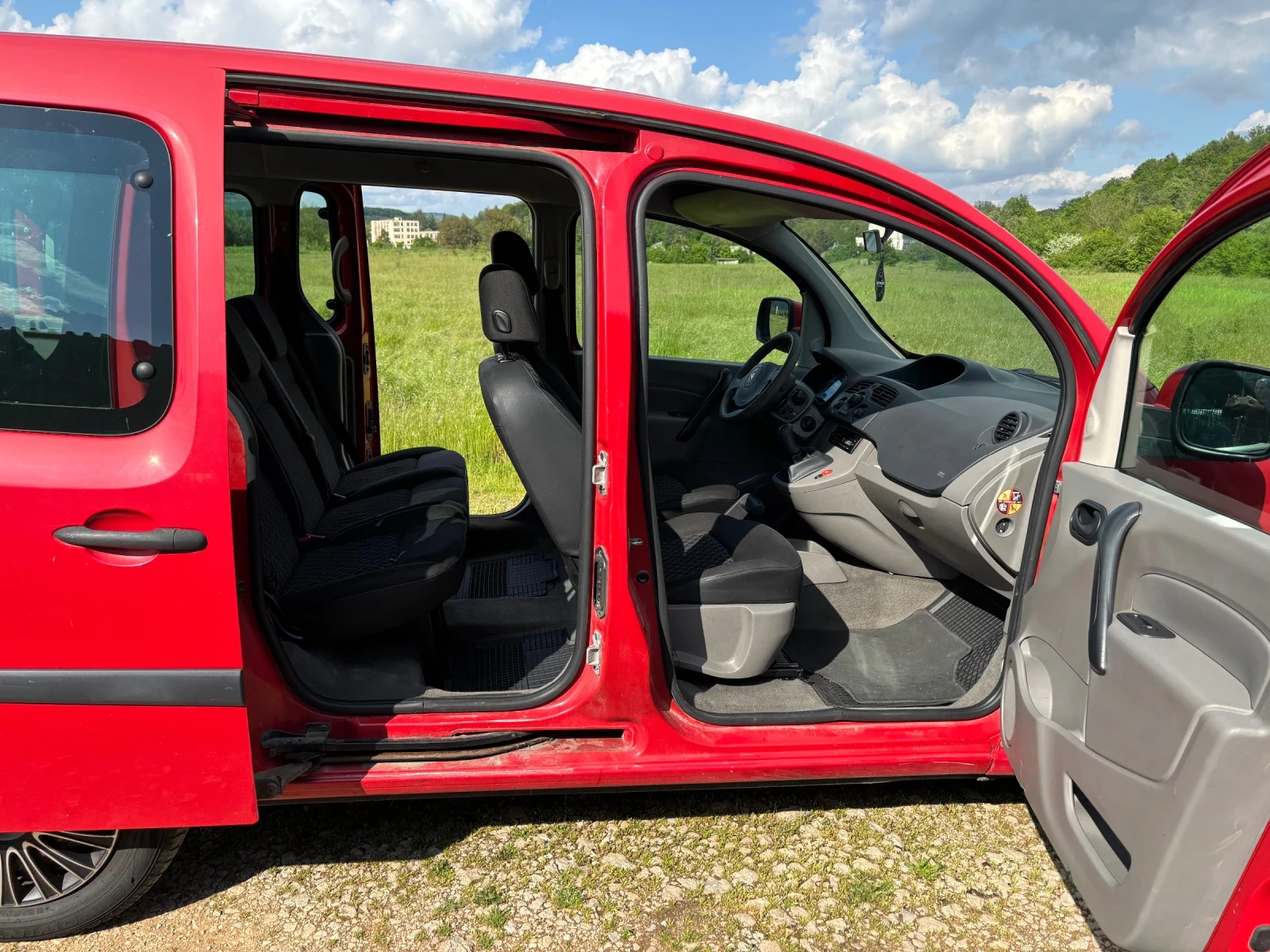 Renault Kangoo 1.5dci Дълга база, Климатик, снимка 9 - Автомобили и джипове - 54499093