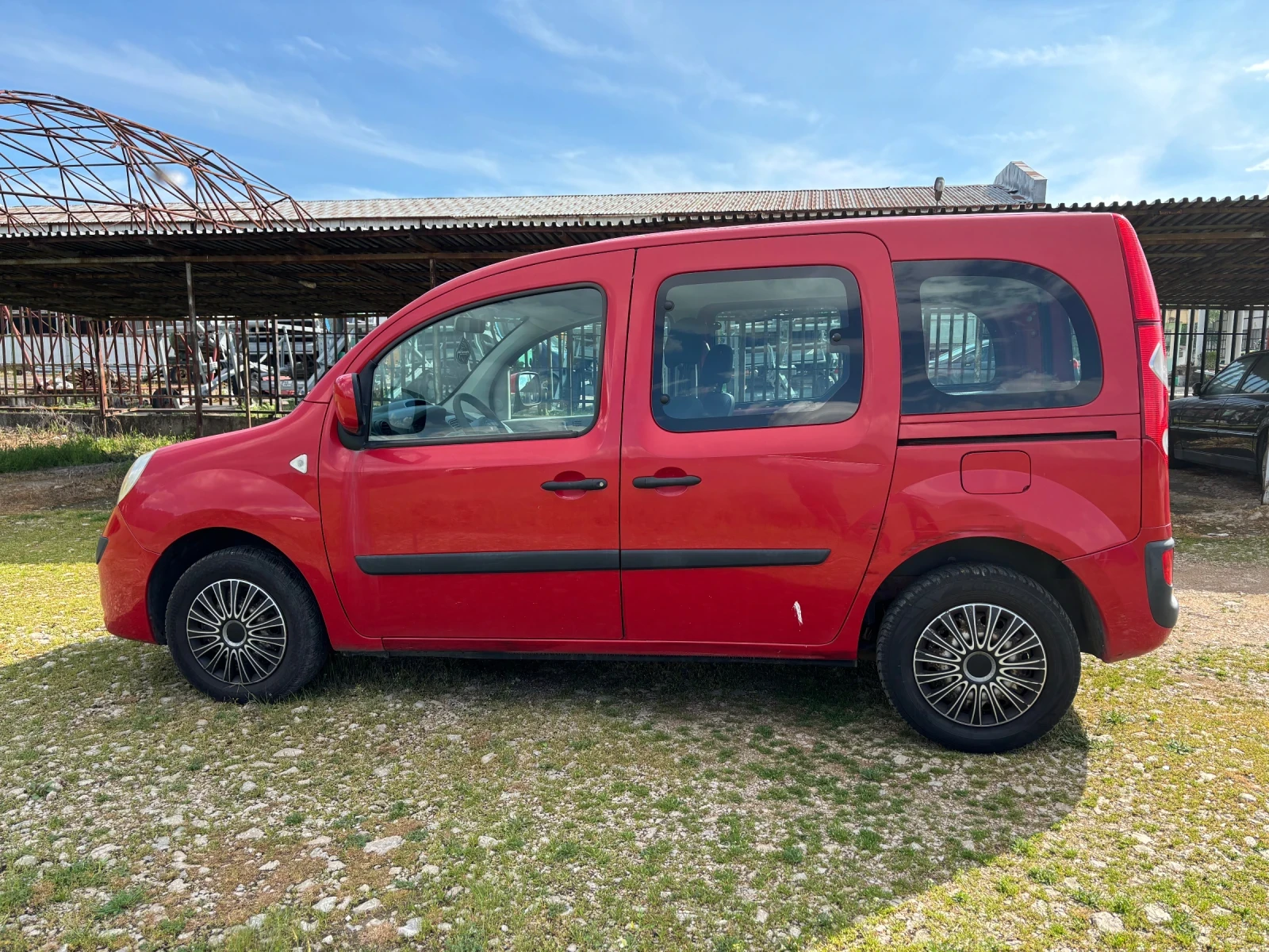 Renault Kangoo 1.5dci Дълга база, Климатик, снимка 4 - Автомобили и джипове - 54499093