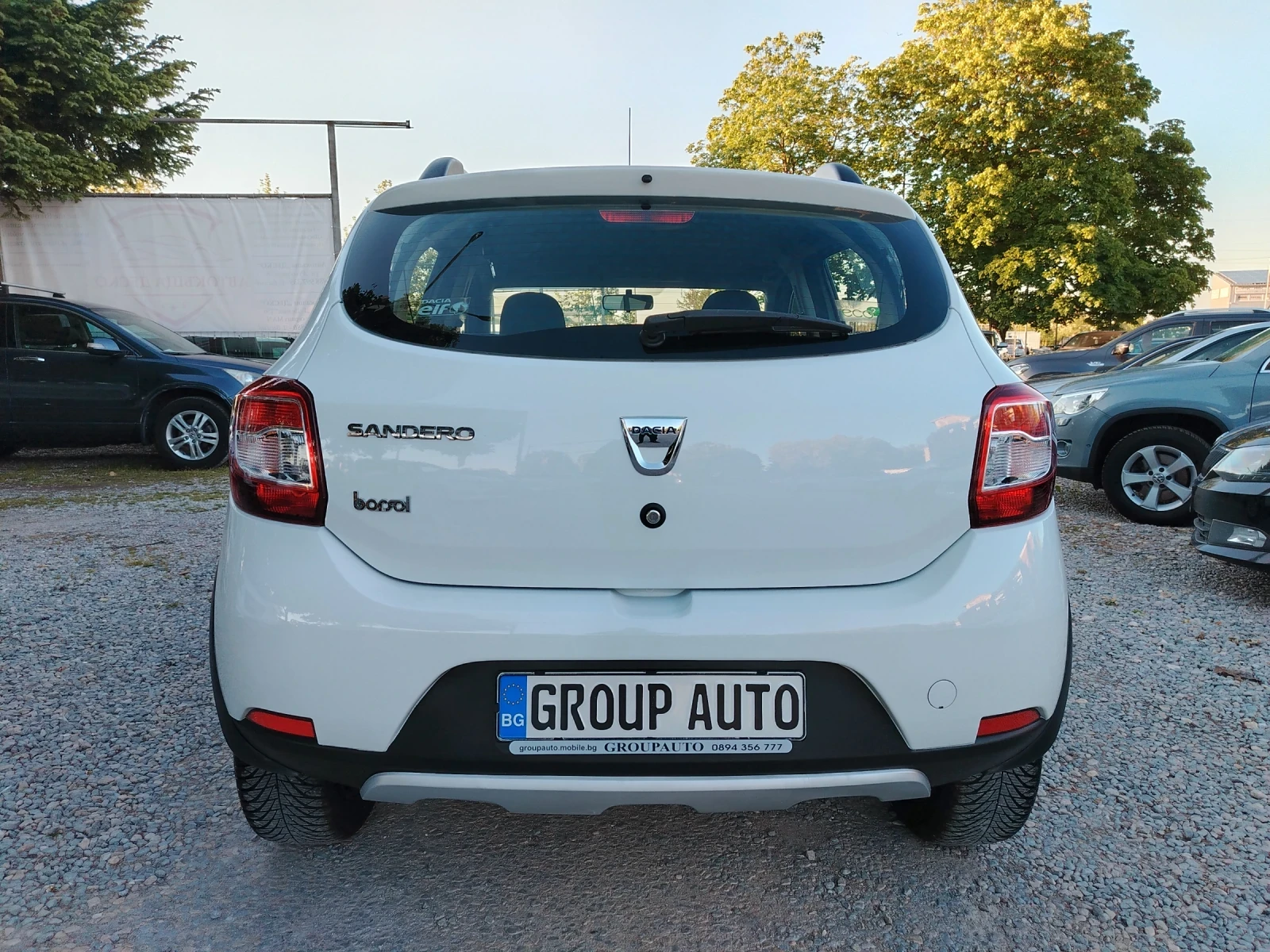 Dacia Sandero STEPWEY/КЛИМАТИК/НАВИГАЦИЯ/141000к.м!!!, снимка 6 - Автомобили и джипове - 54598782