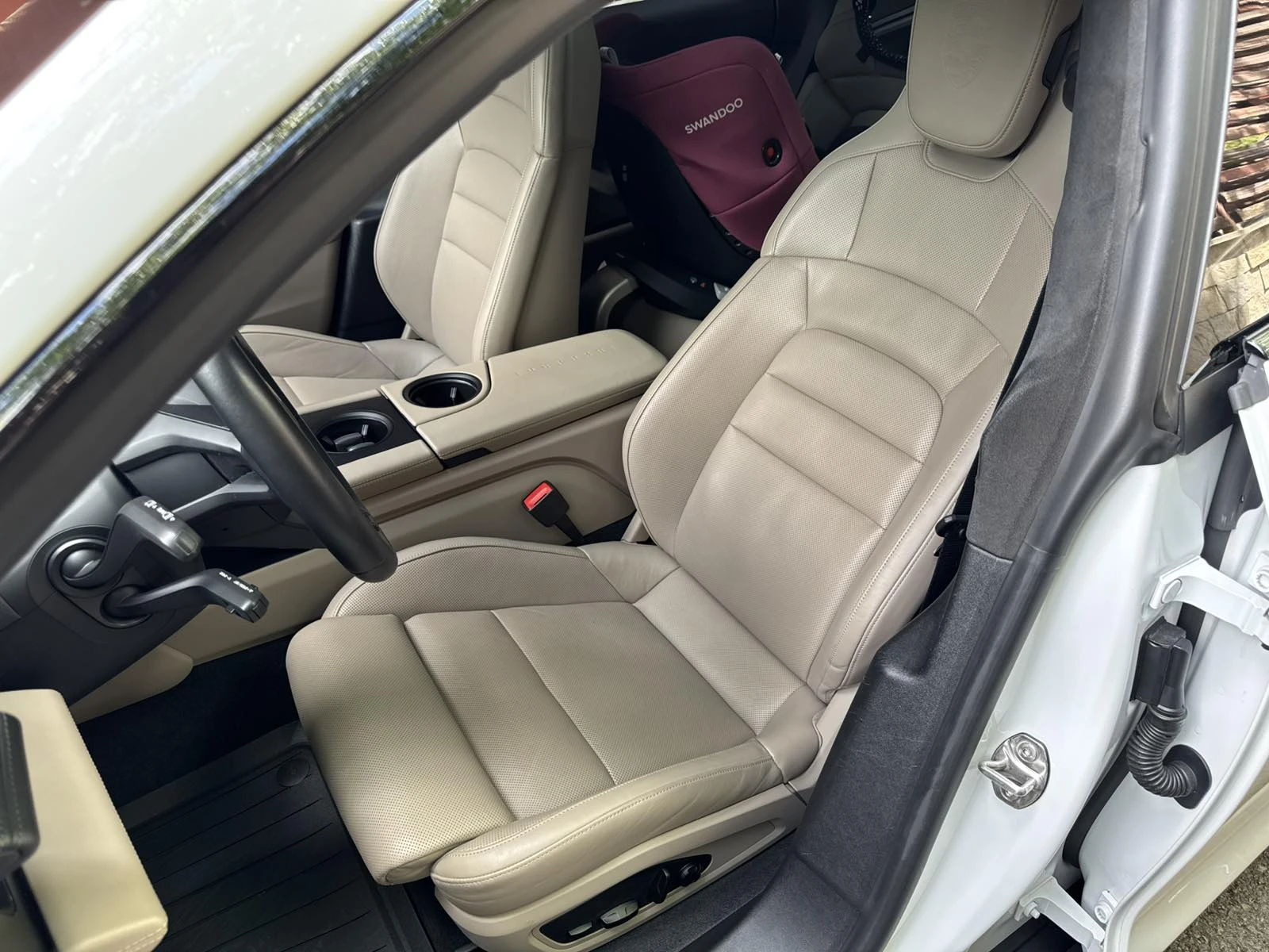 Porsche Taycan Turbo гаранция 05.27, снимка 11 - Автомобили и джипове - 54680822