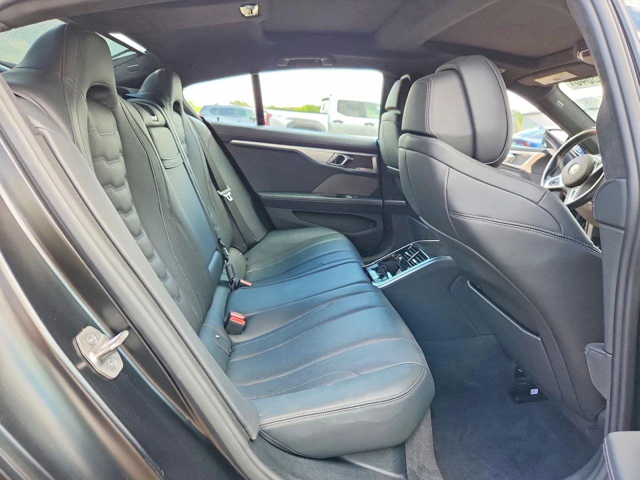 BMW M8 4.4l 50Xi | Mobile.bg � ����������� 10