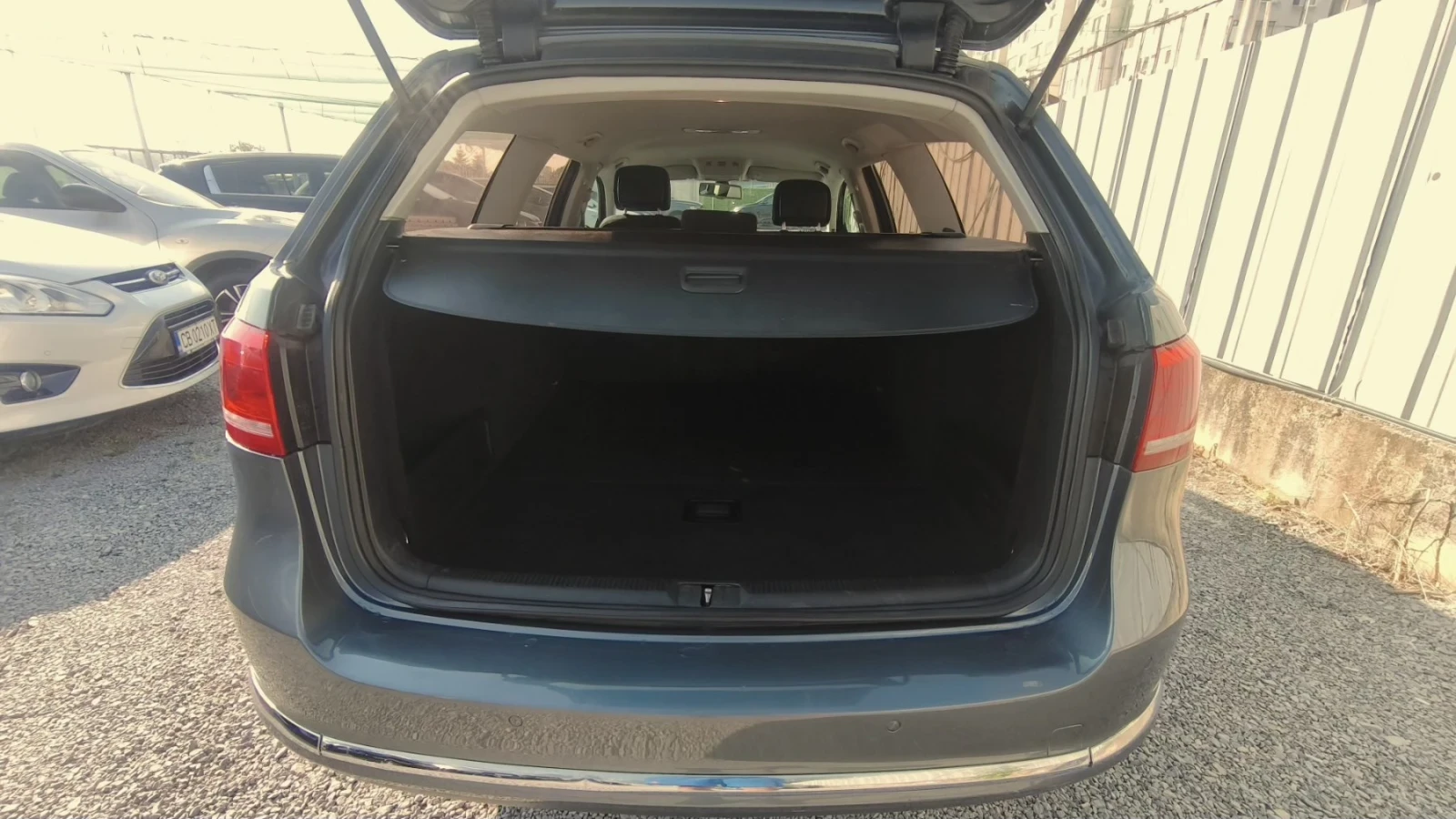 VW Passat 1.6TDI-105 ����������� ���������-��� ���� | Mobile.bg � ����������� 16