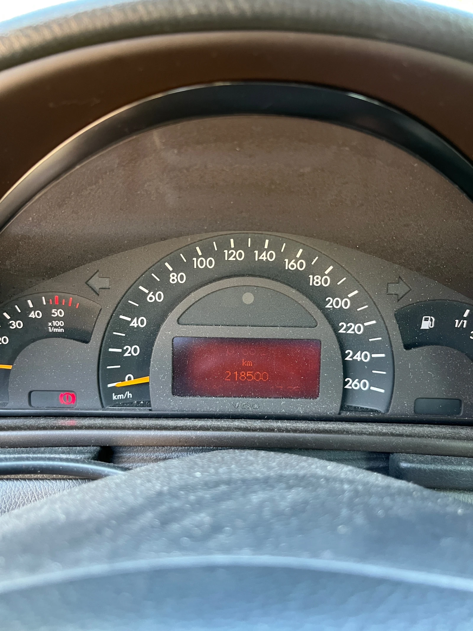 Mercedes-Benz C 220 143kc, снимка 9 - Автомобили и джипове - 55091543