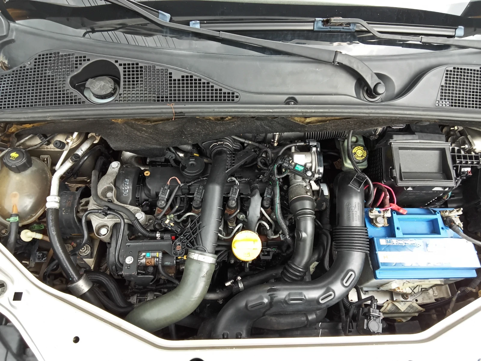 Dacia Lodgy 1.5 DCI, снимка 6 - Автомобили и джипове - 55170137