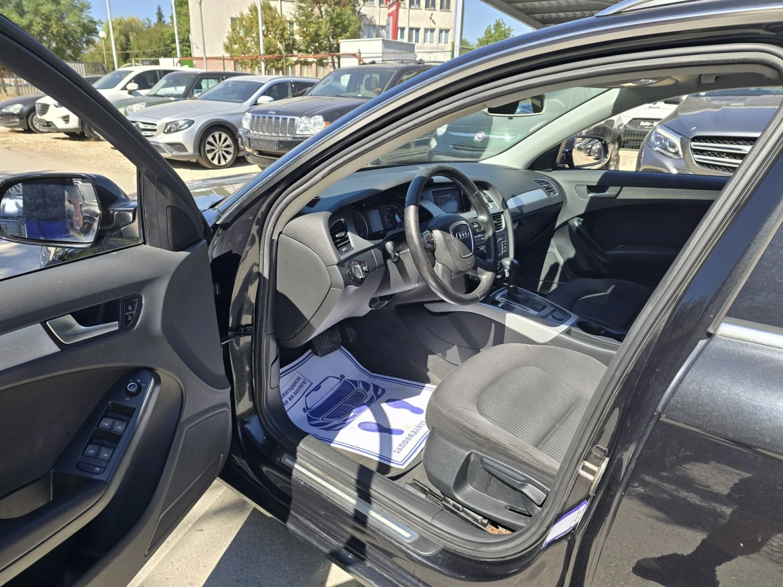 Audi A4 2.0TDI 143к.с Топ състояние , снимка 10 - Автомобили и джипове - 55987833