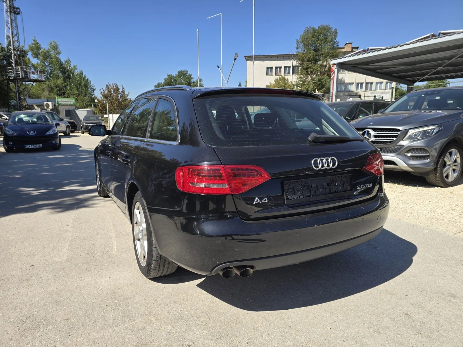 Audi A4 2.0TDI 143к.с Топ състояние , снимка 3 - Автомобили и джипове - 55987833