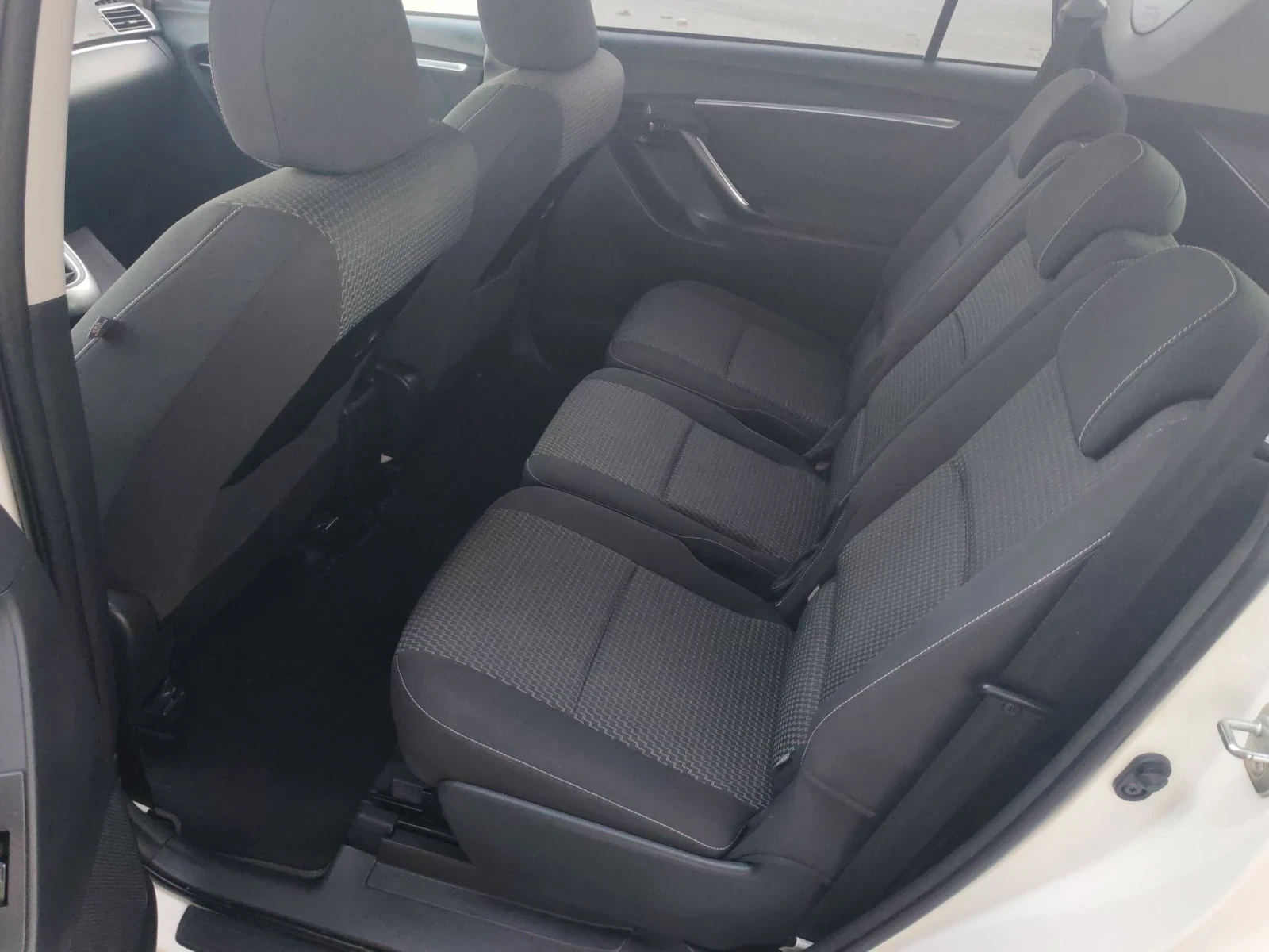 Toyota Verso 1.6D4D 116KS 6+ 1MESTA | Mobile.bg � ����������� 10