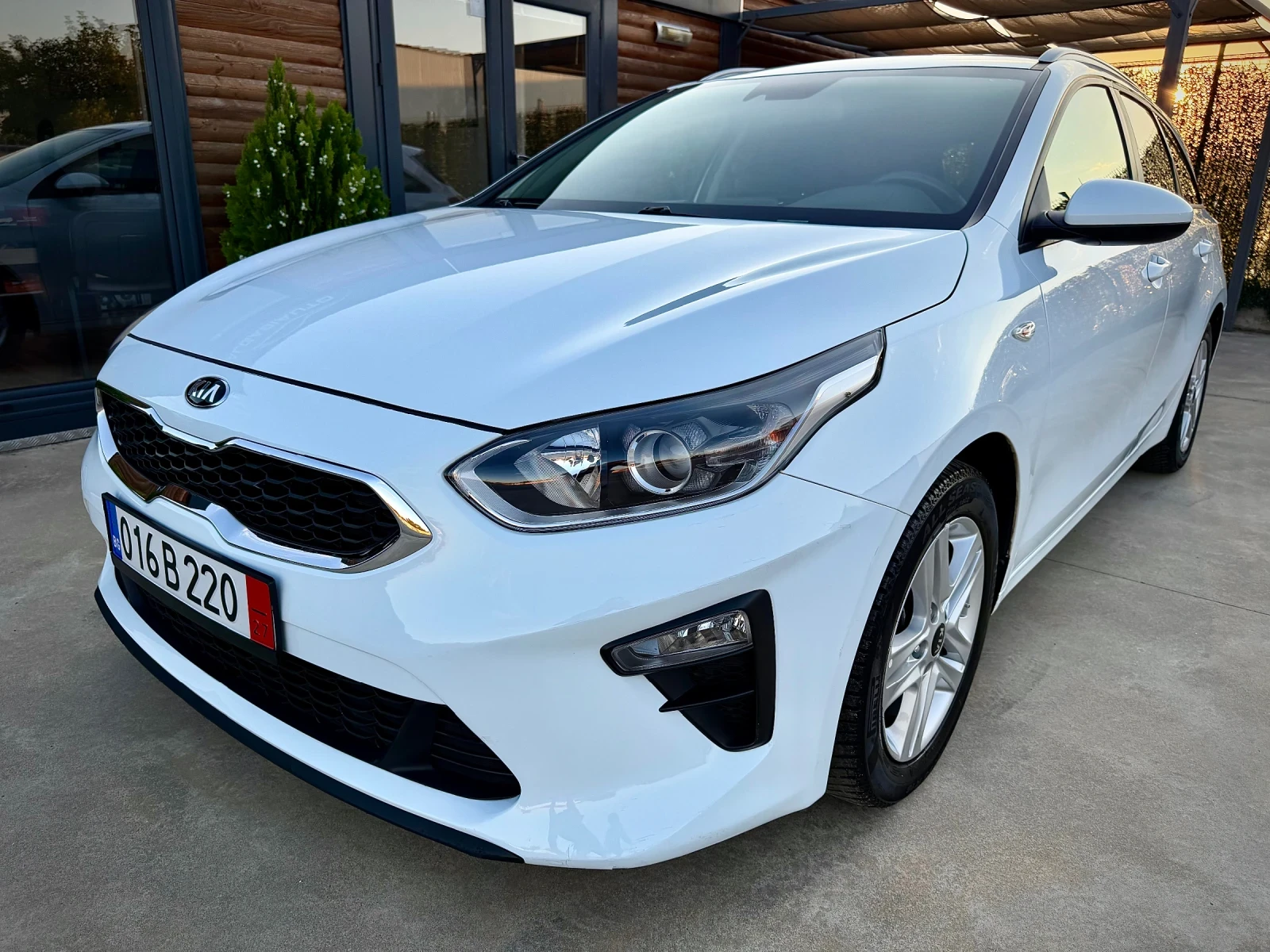 Kia Ceed 1.4 MPI* Bi-Fuel* BRC | Mobile.bg � ����������� 1