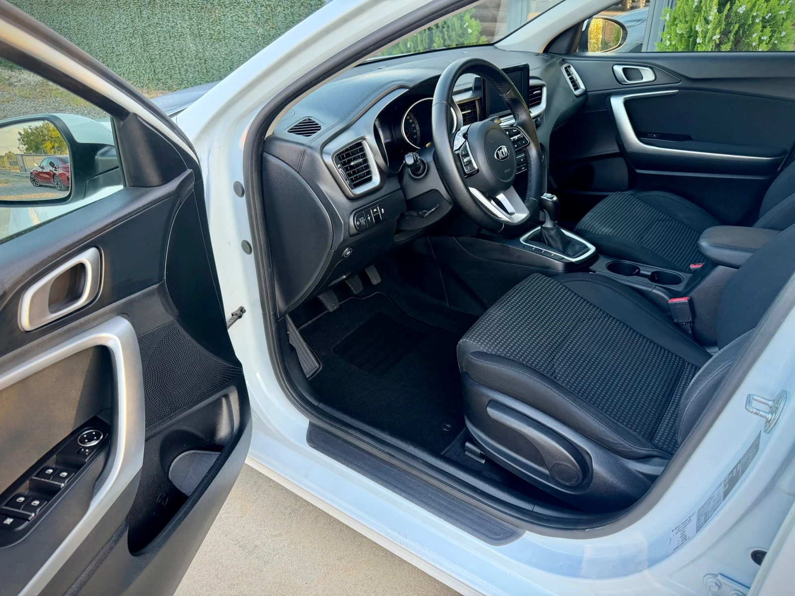 Kia Ceed 1.4 MPI* Bi-Fuel* BRC | Mobile.bg � ����������� 9