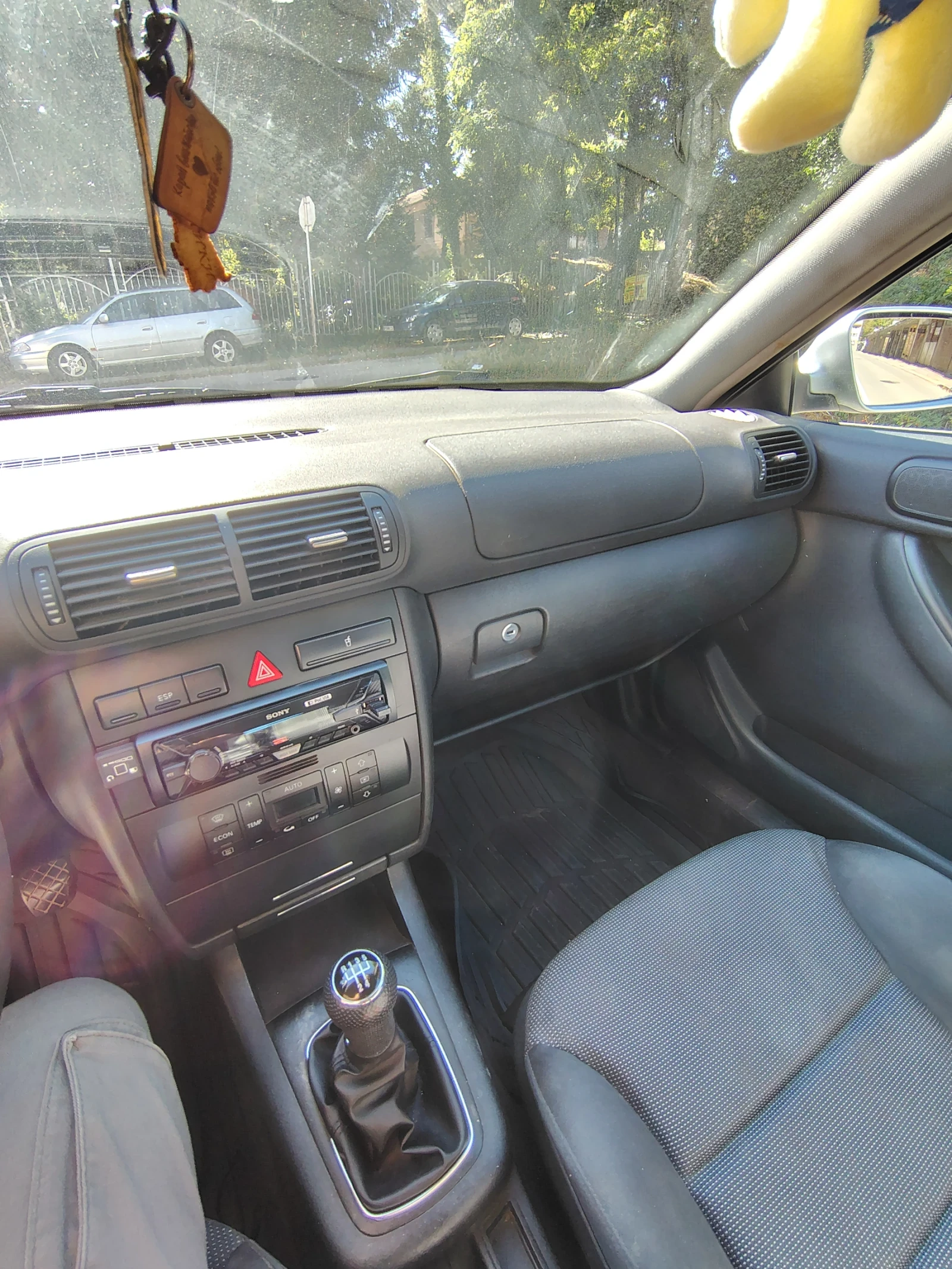 Audi A3 1.6, снимка 11 - Автомобили и джипове - 56336767