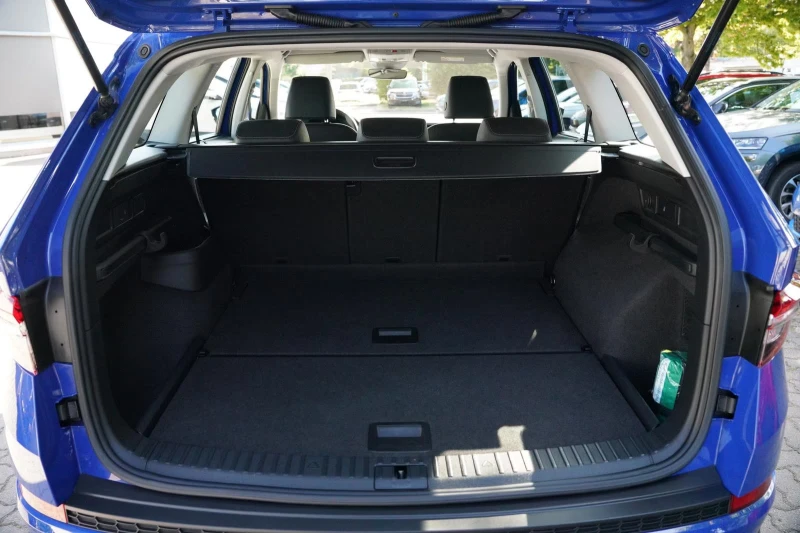 Skoda Kodiaq STYLE/150HP/CAM/NAVI/LED/ACC/4X4/648vpr, снимка 7 - Автомобили и джипове - 50820853