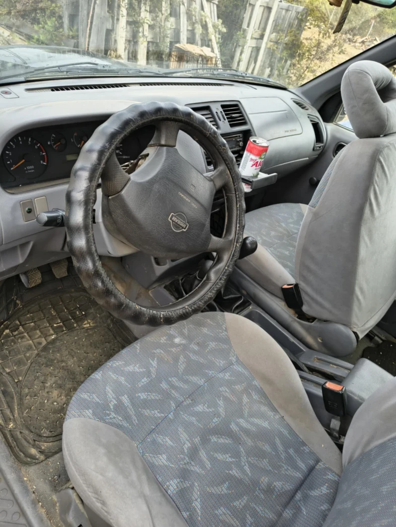 Nissan Terrano, снимка 8 - Автомобили и джипове - 52450770