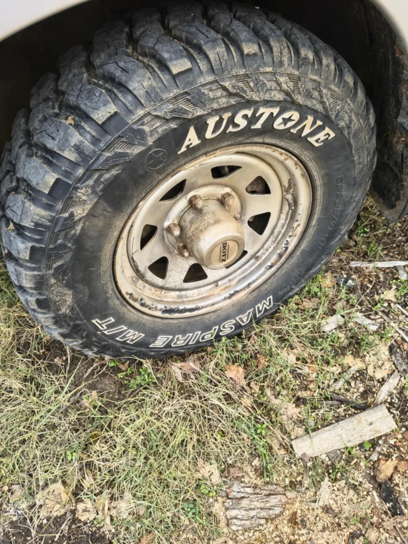 Nissan Terrano, снимка 4 - Автомобили и джипове - 52450770