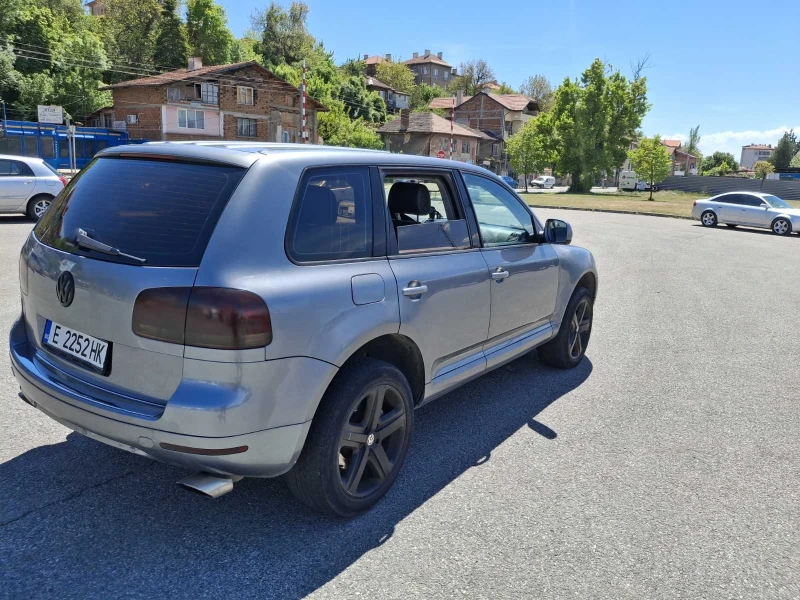 VW Touareg, снимка 6 - Автомобили и джипове - 52727176