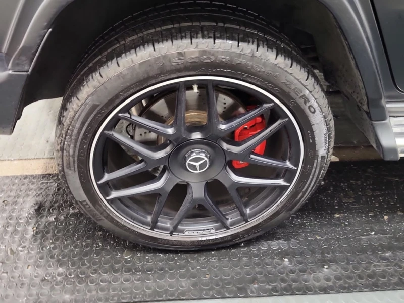 Mercedes-Benz G * AMG 63 4MATIC SUV * CARFAX * БЕЗ ПЪРВОНАЧАЛНА ВН, снимка 12 - Автомобили и джипове - 53118111