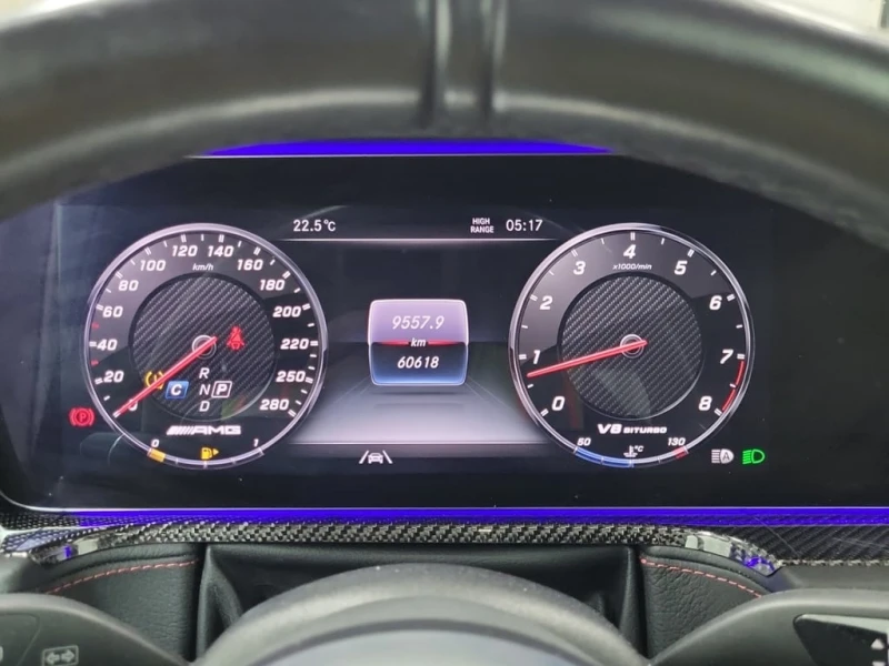 Mercedes-Benz G * AMG 63 4MATIC SUV * CARFAX * БЕЗ ПЪРВОНАЧАЛНА ВН, снимка 9 - Автомобили и джипове - 53118111