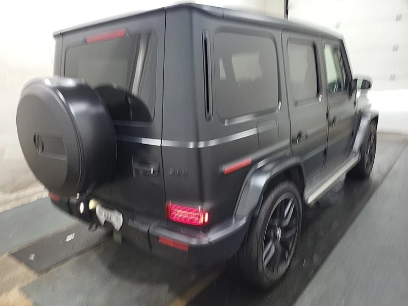 Mercedes-Benz G * AMG 63 4MATIC SUV * CARFAX * БЕЗ ПЪРВОНАЧАЛНА ВН, снимка 10 - Автомобили и джипове - 53118111