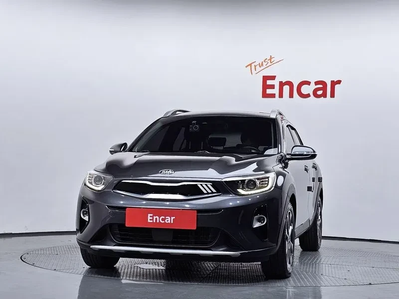 Kia Stonic DIESEL 1.6 TRENDY, снимка 3 - Автомобили и джипове - 54999818