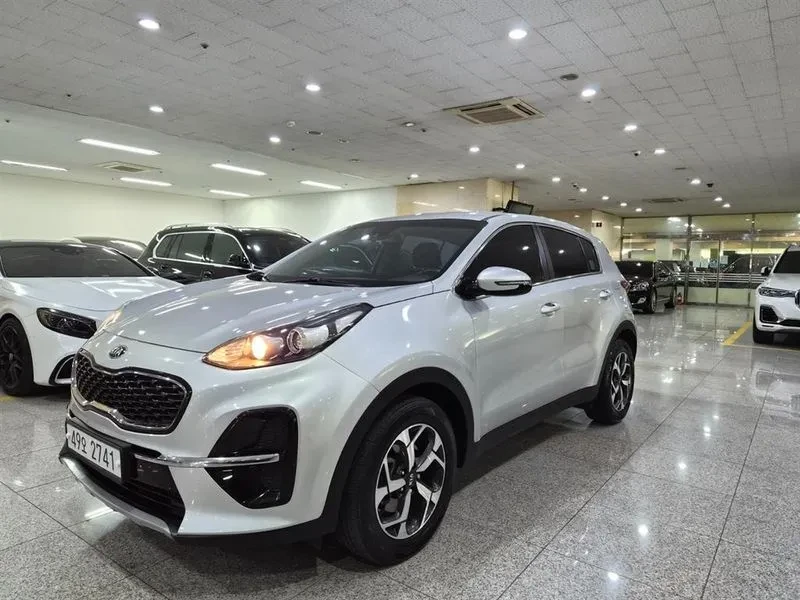 Kia Sportage The Bold Diesel 2.0 2Wd Luxury, снимка 2 - Автомобили и джипове - 55015819