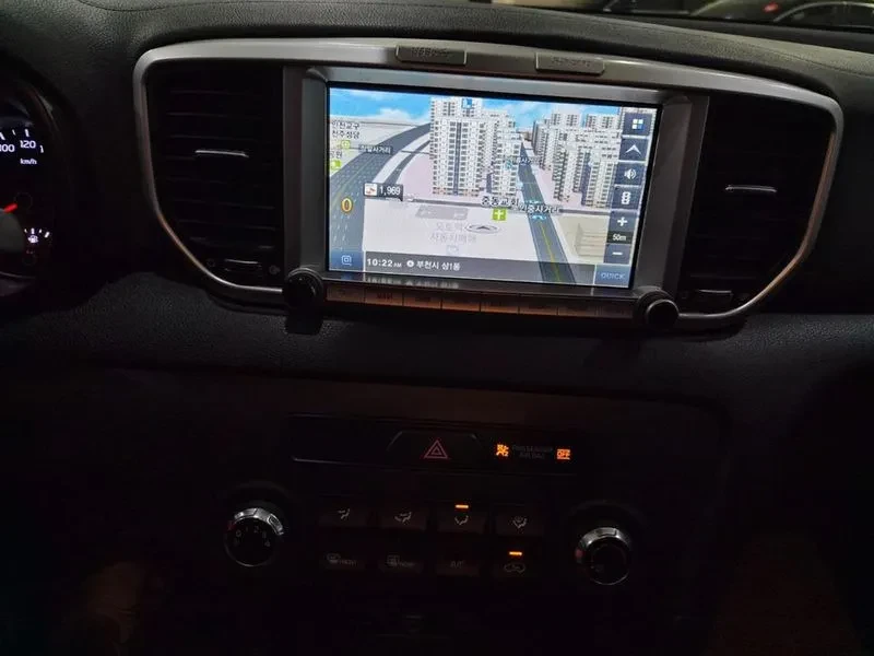 Kia Sportage The Bold Diesel 2.0 2Wd Luxury, снимка 10 - Автомобили и джипове - 55015819