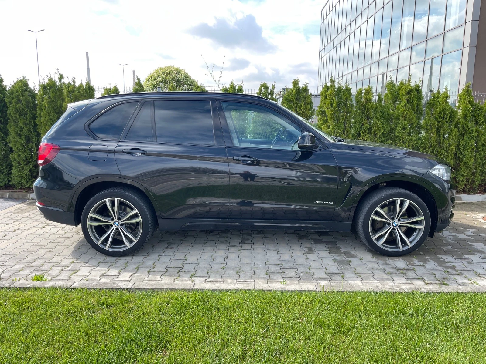 BMW X5 Лизинг 4.0d 313кс 7 места HEAD-UP ПАНОРАМА - изображение 8