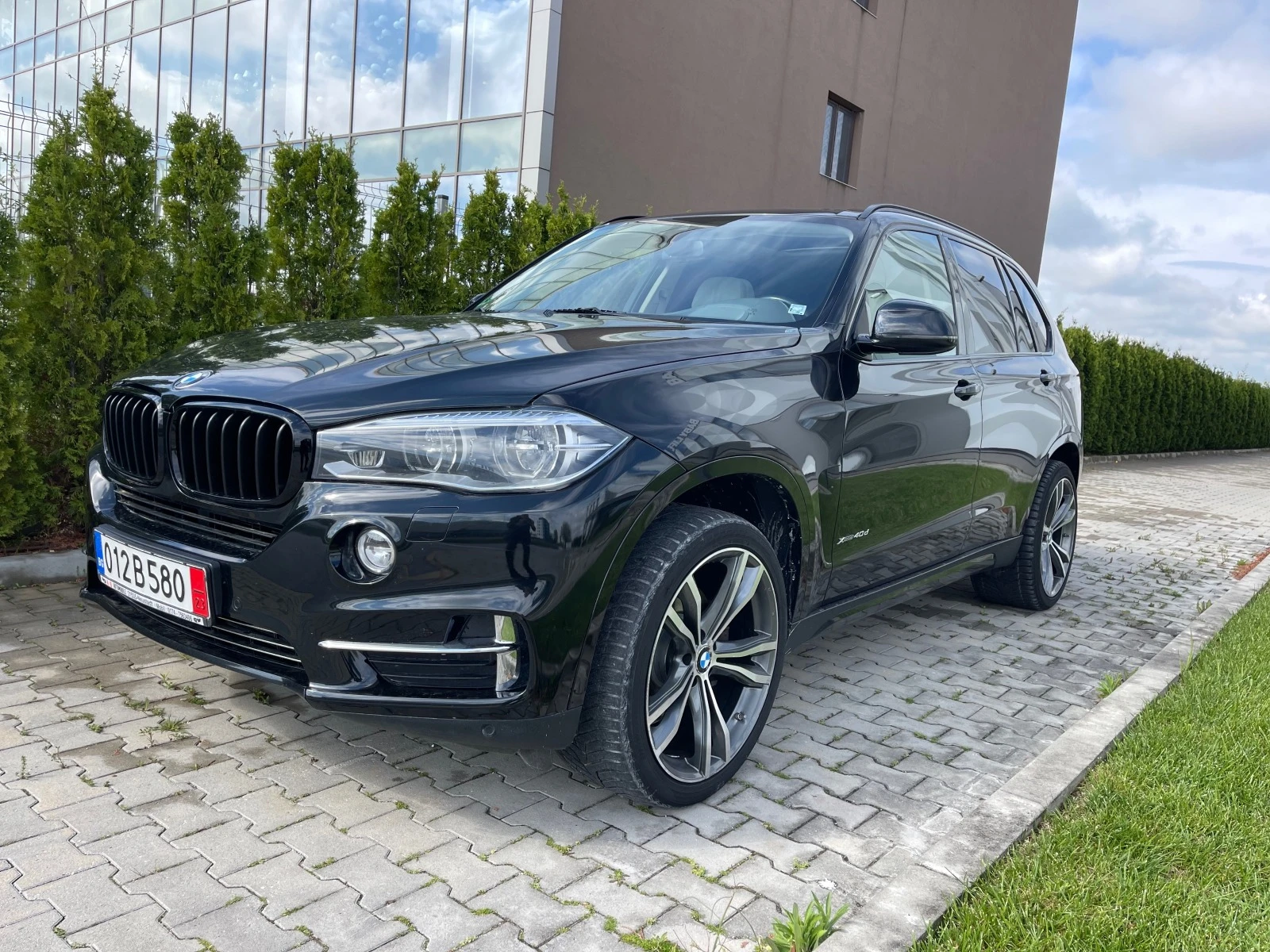 BMW X5 Лизинг 4.0d 313кс 7 места HEAD-UP ПАНОРАМА - изображение 3